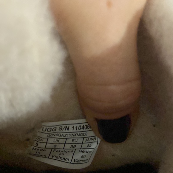 Ugg mini chestnut boots suede - Picture 6 of 6